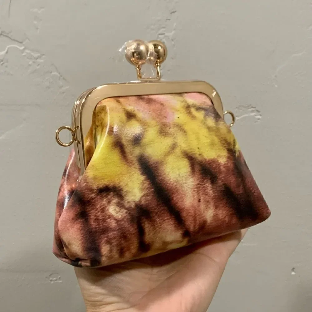 Handmade Genuine Leather  Tie-dye Print Kisslock Wallet/Wristlet/Coin purse